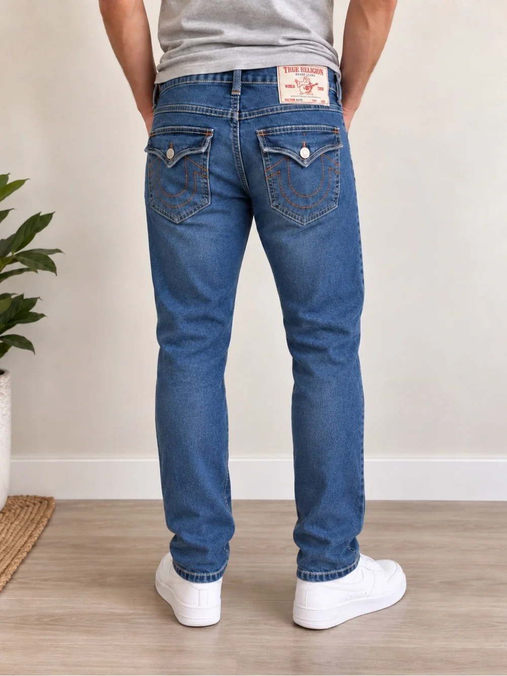 True Religion Geno Relaxed Slim Jeans Men’s 33x32 Blue Wash